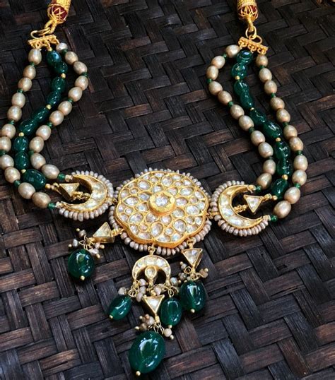 Arnav Emerald Collection – Jewel Box by ARNAV