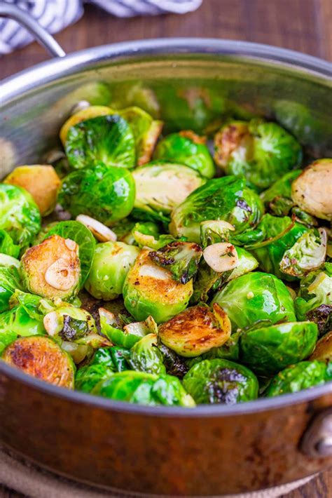 BRUSSEL SPROUTS WITH BACON RECIPE | The Country Cook