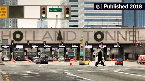 The Holland Tunnel’s Holiday Décor Is Changing. (The Traffic Will Stay ...