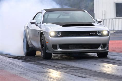 Last Dodge Challenger makes 1,025 hp, has optional parachute ...