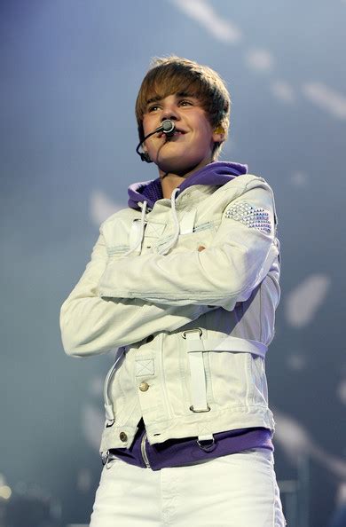 Justin Bieber "My World" Tour With Sean Kingston - Justin Bieber Photo ...