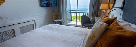 Sea View & Balcony Double Room - The Cliff House Hotel