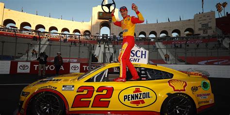 Joey Logano wins 2022 Busch Light Clash - Motorsport Week