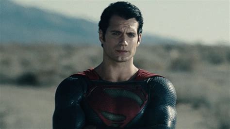 Henry Cavill's Return to Superman Is Reportedly in Trouble and There's ...