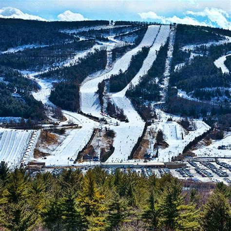 Ski the Poconos at Blue Mountain Resort! #PoconoMtns | Mountain resort ...