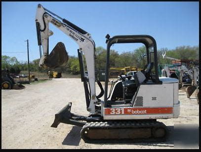 Bobcat 331 Price, Specs, Year Made, Review, Oil capacity, Lifting capacity