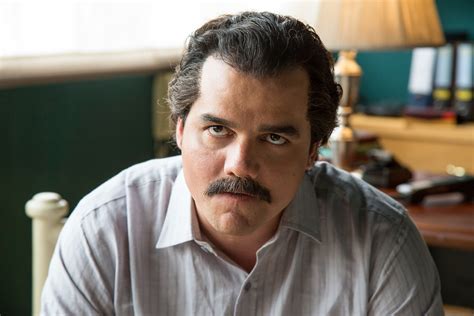 Pablo Escobar Returns to 'Narcos: Mexico' Season 3, but Not in the Way ...