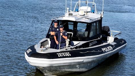 Police patrols follow 18 boating deaths in 2019 | The Courier Mail