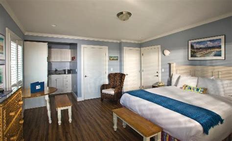 Beach Street Inn and Suites (Santa Cruz, CA): What to Know BEFORE You ...