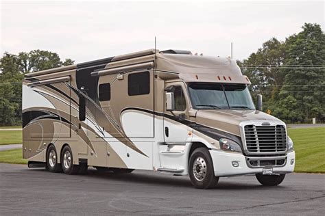 What Are The Pros & Cons Of Super C RVs?