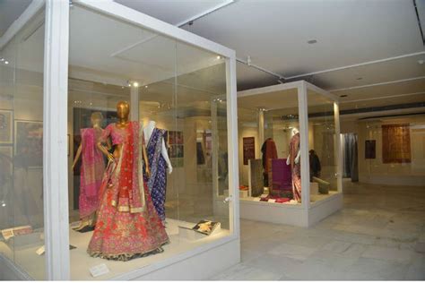 Delhi's National Museum exhibition displays Banarasi weaves | News ...