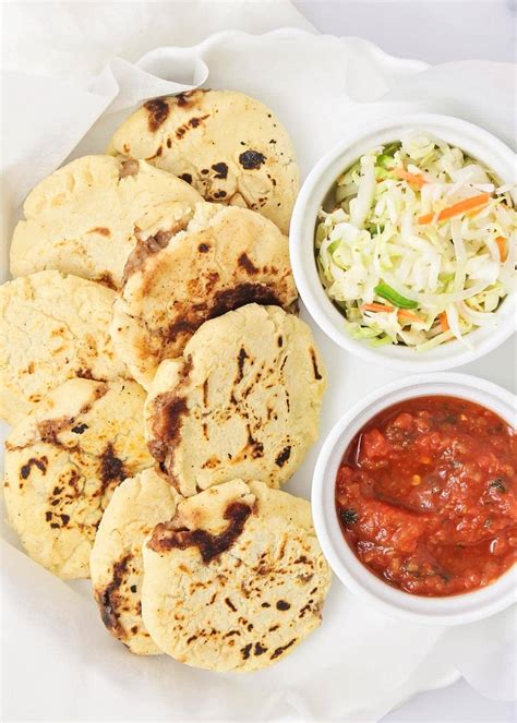 Homemade Pupusas with Bean Filling {+VIDEO} | Lil' Luna