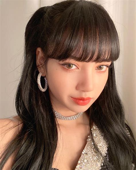 BLACKPINK's Lisa is cute and classy in mini pigtails | allkpop