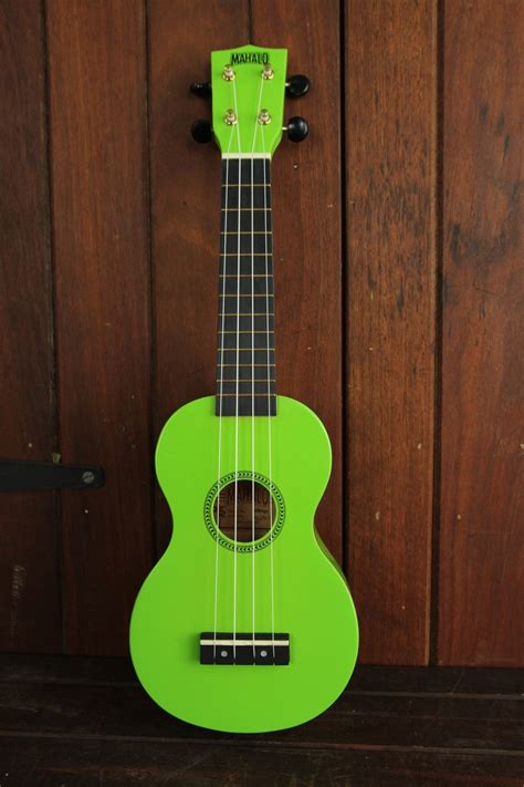 Mahalo Rainbow Series Ukulele (various colours) | The Rock Inn