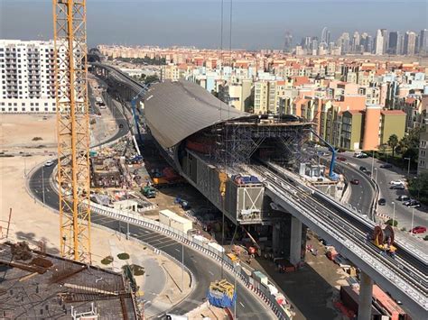 Construction on Dubai Metro Route 2020's Expo Station 50% complete ...