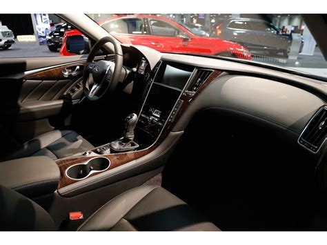 2018 Infiniti Q50: 107 Interior Photos | U.S. News