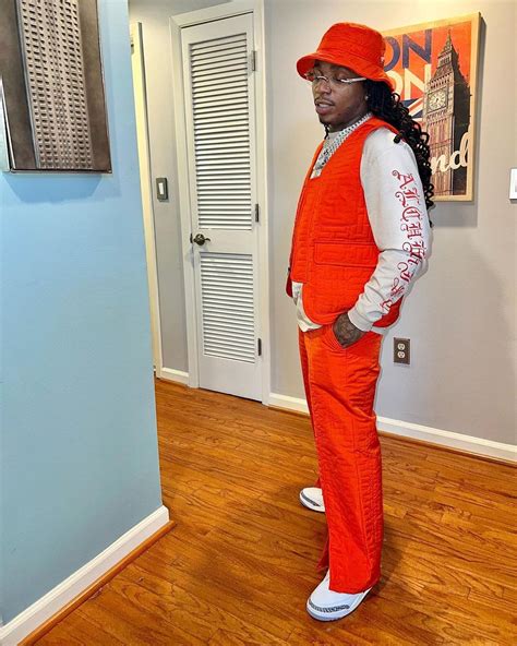 Jacquees Outfit from March 17, 2023 | WHAT’S ON THE STAR?