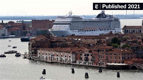 Italy’s Government to Ban Cruise Ships From Venice - The New York Times