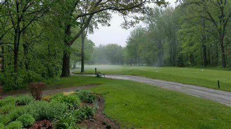 Maple Leaf Golf Course | Great Lakes Bay Regional Convention & Visitors ...