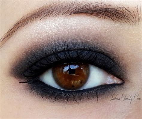 10 Irresistible Smokey Eyes Tutorials