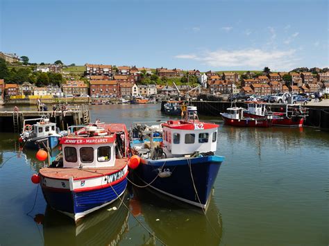 Whitby harbour | Mike James | Flickr