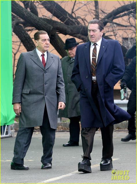 Here's How Robert De Niro Looks So Tall in 'The Irishman': Photo ...