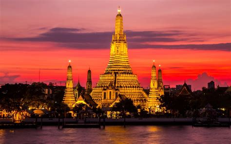 Wat Arun Temple Wallpaper HD Download