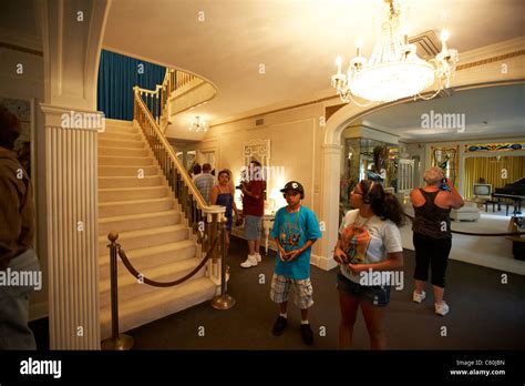 tourists visit graceland mansion with upstairs roped off memphis ...