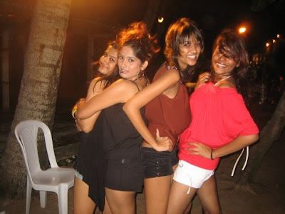 sri lanka party: Hikkaduwa Beach Party in Colombo-Sri Lanka