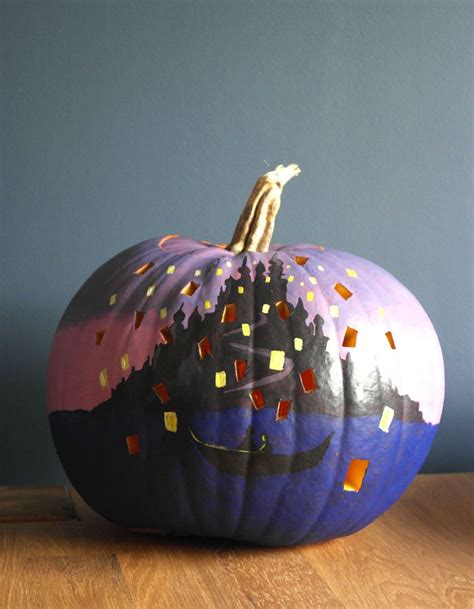 10 Disney-Inspired Pumpkins For a Truly Magical Halloween | Creative ...