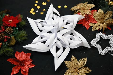 How to Make a 3D Paper Snowflake: 13 Steps (with Pictures)