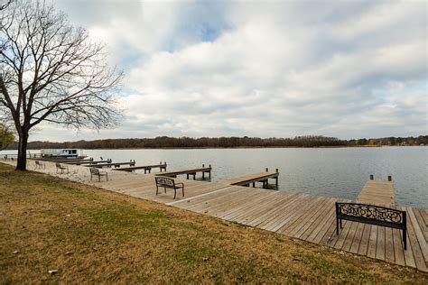 Lake Palestine Resort - 5 Photos - Frankston, TX - RoverPass