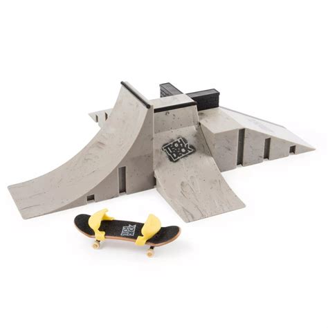 Tech Deck Ramps Starter Kit plus Tech Deck