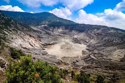 Bandung Volcano Tour | Gray Line