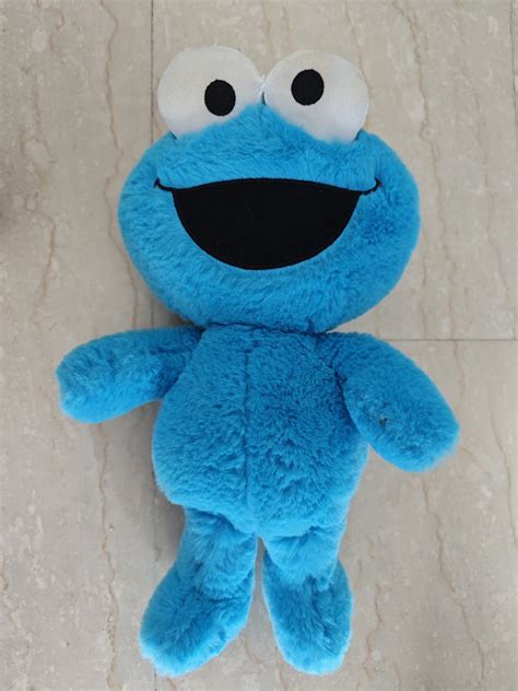 Cookie monster plush toy, Hobbies & Toys, Toys & Games on Carousell