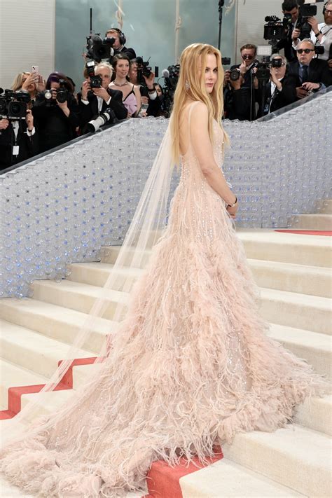 Nicole Kidman llevó el vestido de Chanel Nº5 en la MET Gala 2023 | Vogue