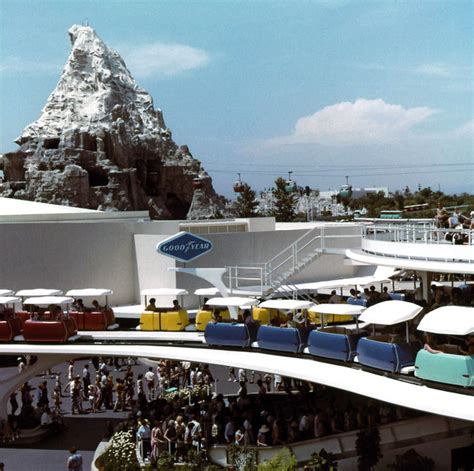 Science: Ride the Peoplemover - Ultra Swank