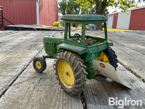 Ertl John Deere Tractor BigIron Auctions