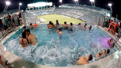 From 'DUVAL' to pools to mayo: What to know about Jags fan culture ...