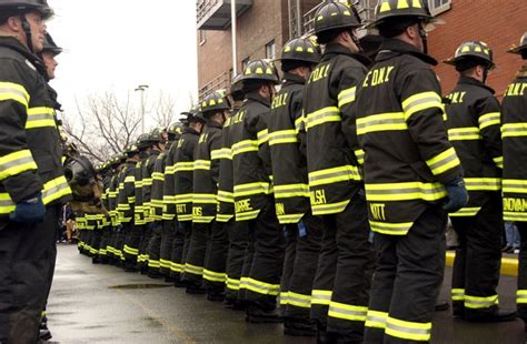 Quels sont les grades des pompiers ? | Simbolo Reiki