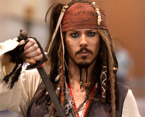 File:Captain Jack Sparrow (5764018454).jpg - Wikimedia Commons