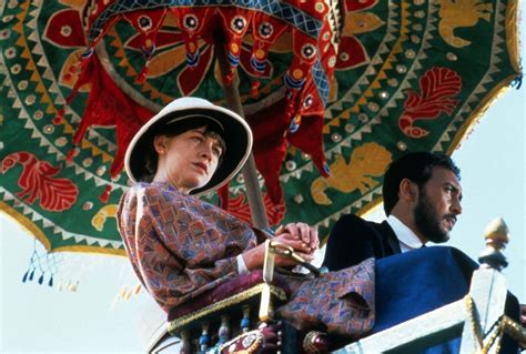 Still of Judy Davis and Victor Banerjee in A Passage to India [1984 ...