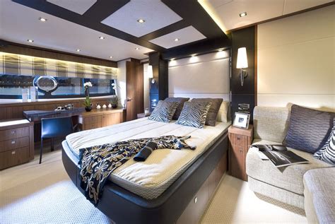 Owner's Stateroom Boats Luxury, Luxury Yachts, Yacht Interior, Bedroom ...