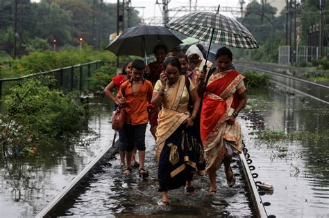 Monsoons in India become unpredictable as pollution wreaks havoc - The ...