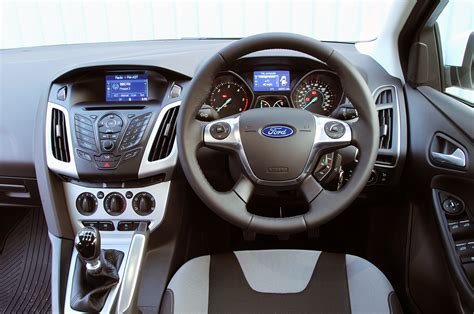 Ford Focus 2011-2014 interior | Autocar