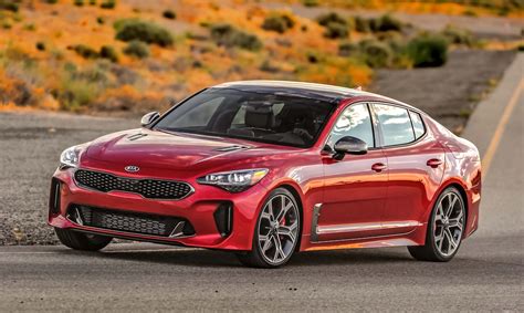 Kia sharply discounting Stingers to challenge rivals