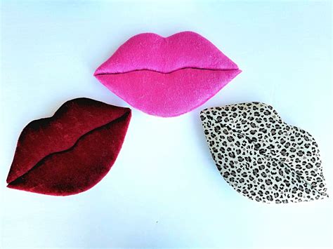 Set of 3 Lips Attachment Lips Pillow Plush Lips Valentines - Etsy