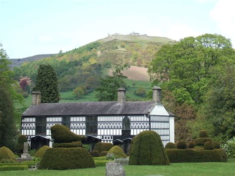 Plas Newydd, Llangollen (Llangollen) - Visitor Information & Reviews