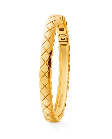 CHANEL COCO CRUSH BRACELET IN 18K YELLOW GOLD | Neiman Marcus