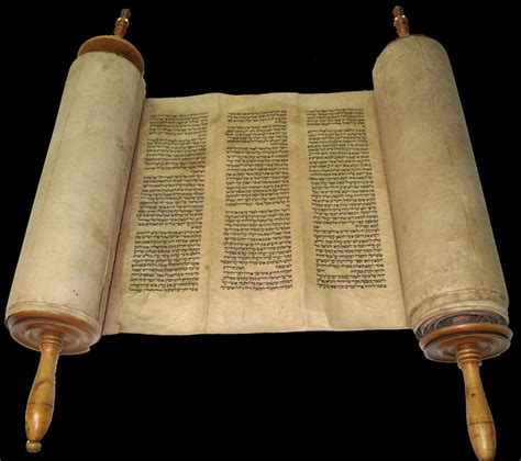 RARE COMPLETE HANDWRITTEN TORAH BIBLE SCROLL DEER SKIN 150 YRS MOROCCO ...